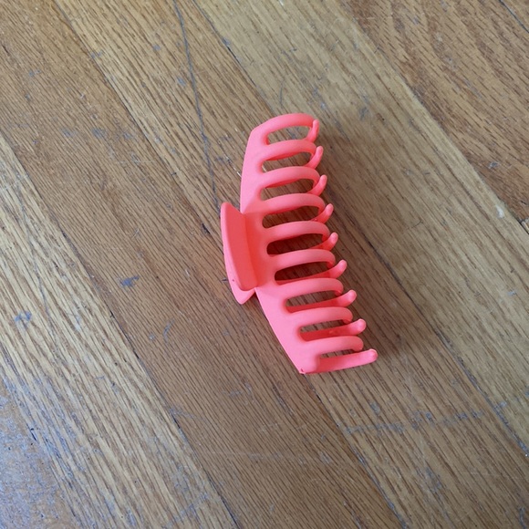 Coral, Orange and Purple claw clips - Picture 3 of 4